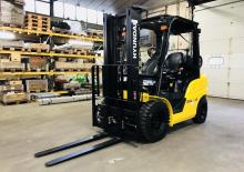 навантажувач з вилковим захватом LPG Hyundai 25L-9A
