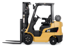 навантажувач з вилковим захватом LPG Caterpillar 2C4000