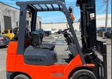 навантажувач з вилковим захватом LPG Toyota 7FGCU25