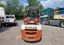 навантажувач з вилковим захватом LPG Nissan BF 03 A 35 U