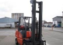 навантажувач з вилковим захватом LPG Steinbock CL 30 C