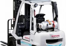 навантажувач з вилковим захватом LPG UniCarriers DX 15