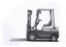 навантажувач з вилковим захватом LPG TCM FG 15 T 9 H