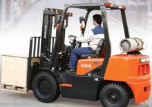 навантажувач з вилковим захватом LPG Doosan G20G Plus