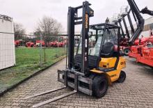 навантажувач з вилковим захватом LPG Steinbock QX 25 L
