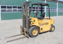 навантажувач з вилковим захватом LPG Hyster S 2.00 XL