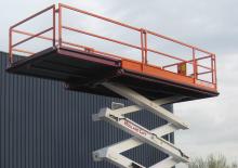 Ножичні підйомники колісні Holland-Lift HL-160 H20