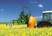 Обприскувачі польові Amazone UF 1201 (15)