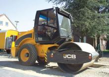 одновальцові дорожні катки JCB VM75 PD