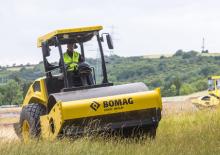 одновальцові дорожні катки Bomag BW 211 DH-5