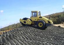 одновальцові дорожні катки Bomag BW 214 PDH-4