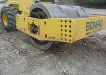 одновальцові дорожні катки Bomag BW 332 DEEP Impact