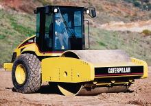 одновальцові дорожні катки Caterpillar CP-683E