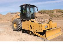 одновальцові дорожні катки Caterpillar CP74B