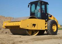 одновальцові дорожні катки Caterpillar CS76XT