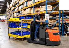 Палетні візки Stand Up Rider Platform Linde ETR50/75
