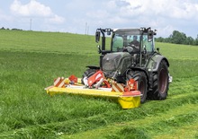 Передньо-привідні косильні барабани без кондиціонування Pöttinger EuroCat 271 Classic