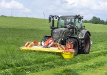 Передньо-привідні косильні барабани без кондиціонування Pöttinger EuroCat 311 Plus Classic