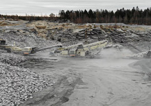 Пересувні грохоти Metso Lokotrack ST4.10E