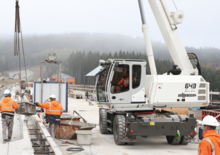 пересувні крани - телескопічна стріла Sennebogen 643 M