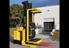 Підбирачі замовлень Hyster R30XM2