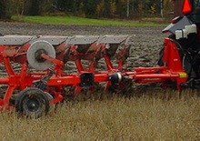 Плуги Kuhn Multi-Master 122 T 4