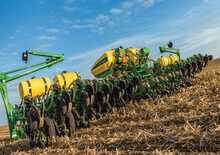 Посівні машини John Deere 1795 16Row Split 32