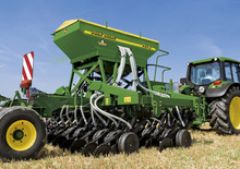 Посівні машини John Deere 750A