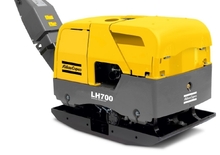 Реверсивні віброплити Atlas Copco LH 700