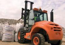 Позашляхові навантажувачі Ausa C 350 H x 4