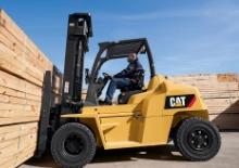 Автонавантажувач дизельний Caterpillar DP100N