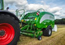 Прес-підбирачі рулонні  McHale Fusion 3 Pro