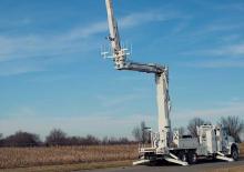 Причіпні підйомники з шарнірною стрілою Altec AA55-E88