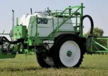 Причіпні польові обприскувачі CHD D 3033