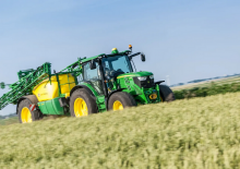 Причіпні польові обприскувачі John Deere M732i
