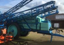 Причіпні польові обприскувачі Berthoud Maxxor 40
