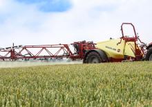 Причіпні польові обприскувачі Hardi NAVIGATOR 4500