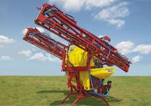 Причіпні польові обприскувачі Beyne PLK 24/3500