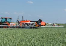 Причіпні польові обприскувачі Kubota XTS3-2.600l
