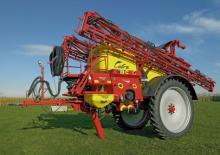 Причіпні польові обприскувачі Beyne Cobra 30