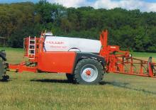 Причіпні польові обприскувачі Holder FlurLiner 6,0