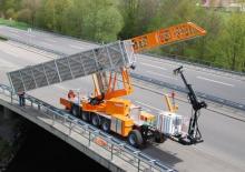 Автомобільні підйомники з шарнірною стрілою Moog MBI 180-1,7/S
