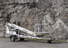 Причіпні телескопічні підйомники Bronto Skylift Dino 150 Zx