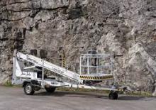 Причіпні телескопічні підйомники Dino Lift Dino 150 ZX