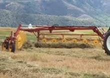Причіпні валкоутворювачі (барабанні граблі) New Holland HT152