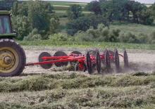 Причіпні валкоутворювачі (барабанні граблі) Kuhn SR 50