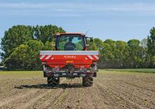розкидач добрив Kubota DSX 1875 hydr 