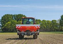 розкидач добрив Kubota DSX 3450 hydr 
