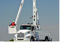 Причіпні підйомники з шарнірною стрілою Altec AN46-OC