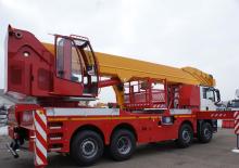 Причіпні підйомники з шарнірною стрілою Oil & Steel Eagle 6035